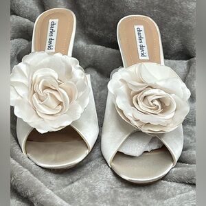 Charles David Cream Floral Mules
